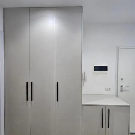 Najli Apartment's 地拉那