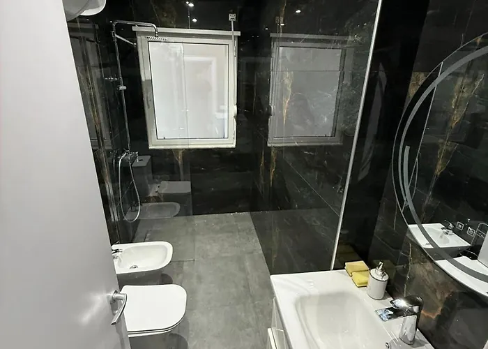 Najli Apartment's דירה טיראנה